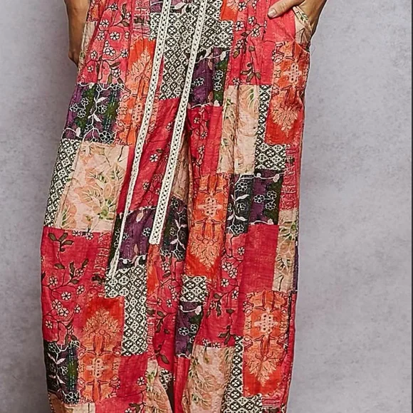 P80. NEW POL Boho Patchwork Wide-Leg Pant Relaxed Fit Jogger Floral Detail - Picture 6 of 7